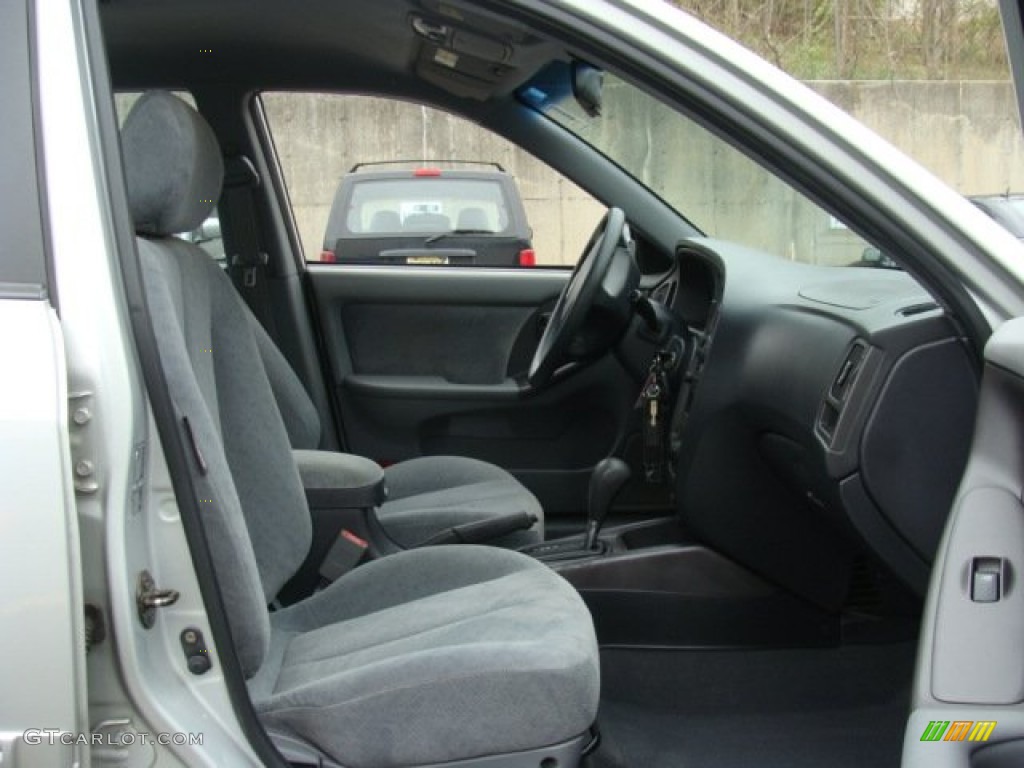 2004 Elantra GLS Sedan - Sterling Silver / Gray photo #22