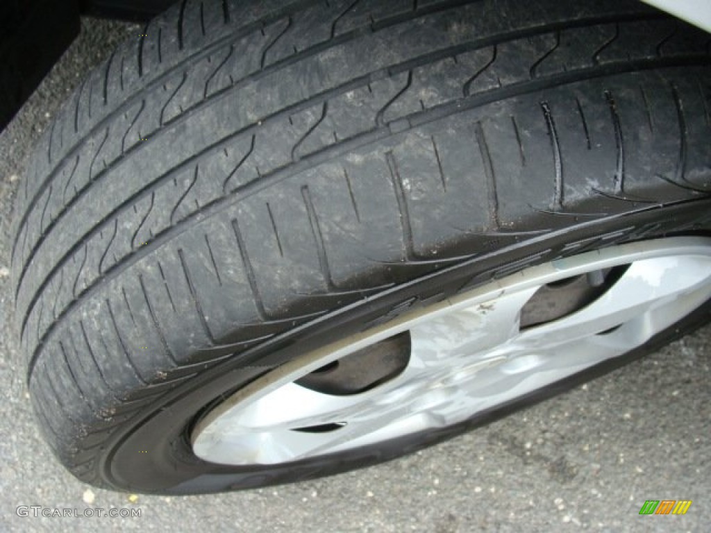 2004 Elantra GLS Sedan - Sterling Silver / Gray photo #24