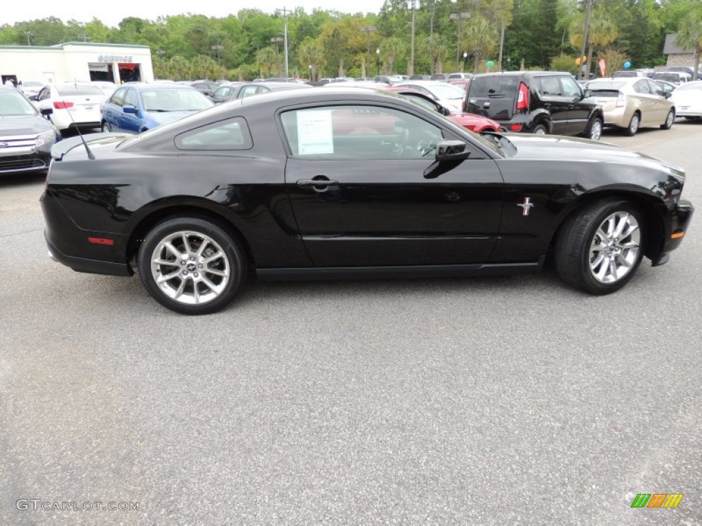 2011 Mustang V6 Premium Coupe - Ebony Black / Charcoal Black photo #9