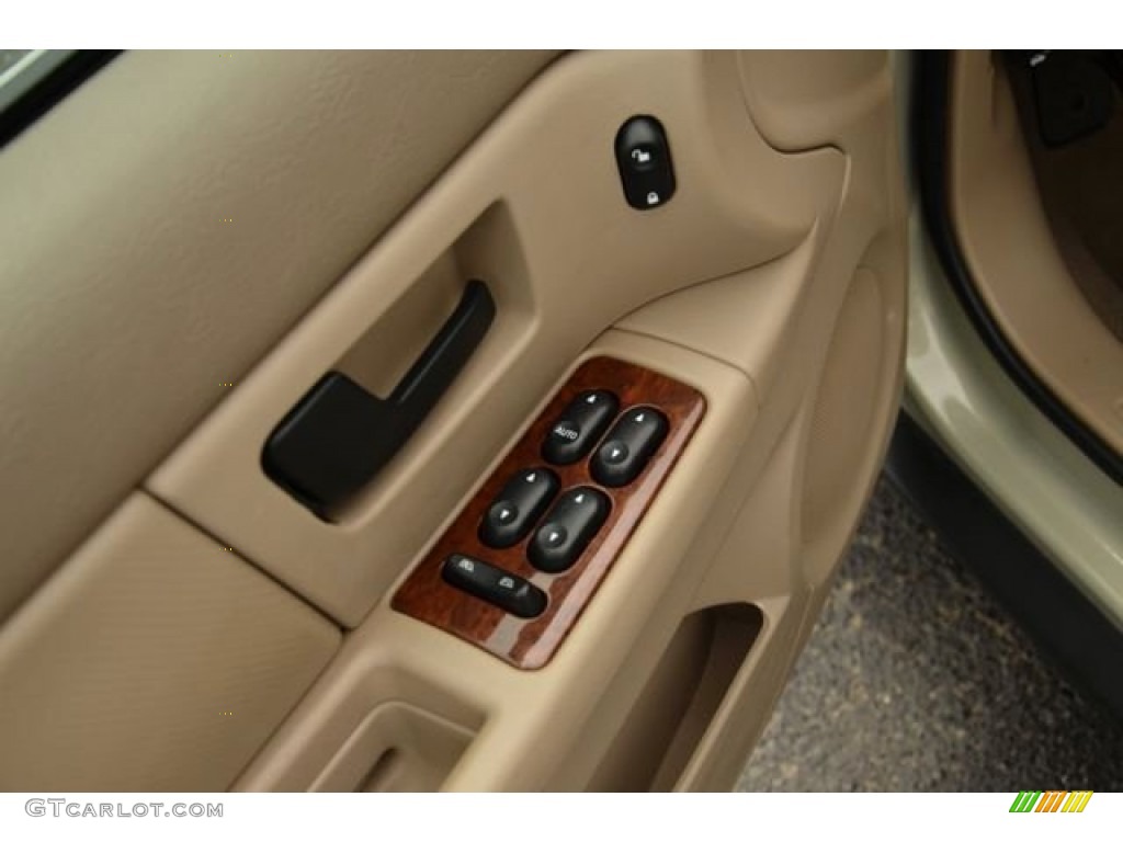 2005 Sable LS Sedan - Gold Ash Metallic / Medium Parchment photo #21