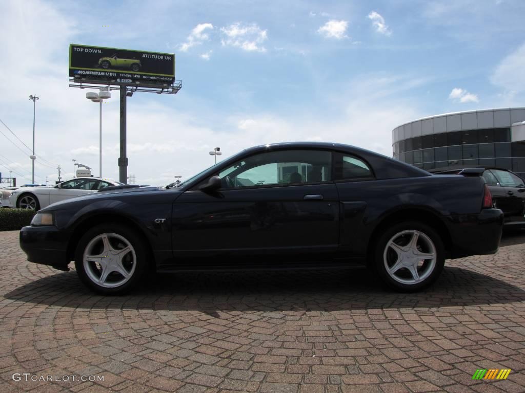 2001 Mustang GT Coupe - True Blue Metallic / Medium Graphite photo #2