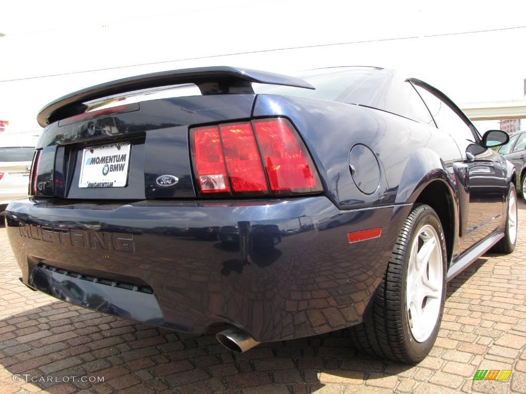 2001 Mustang GT Coupe - True Blue Metallic / Medium Graphite photo #5