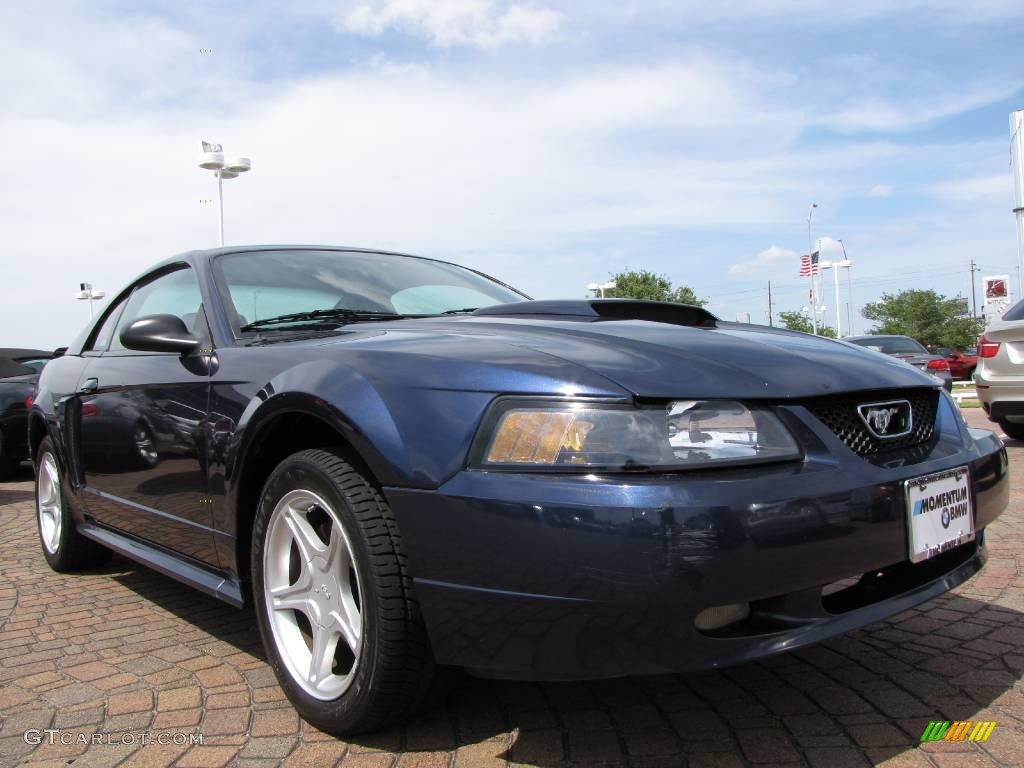 2001 Mustang GT Coupe - True Blue Metallic / Medium Graphite photo #7