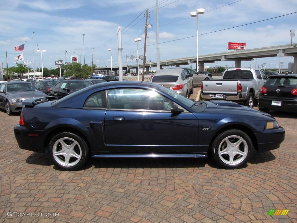 2001 Mustang GT Coupe - True Blue Metallic / Medium Graphite photo #14