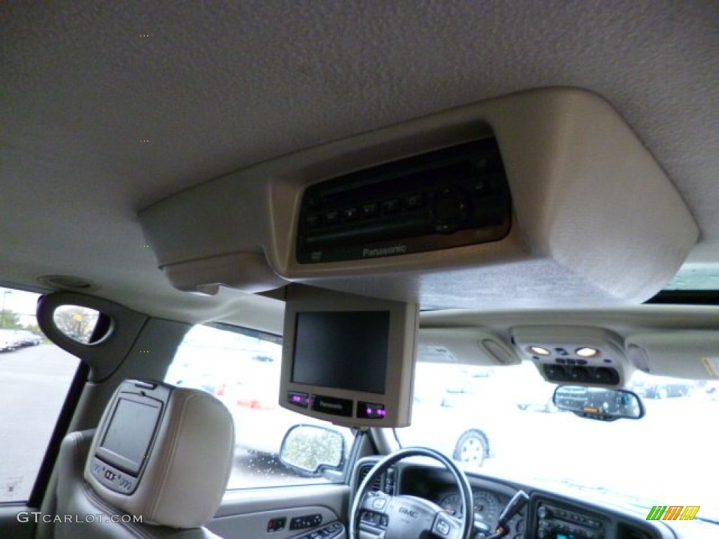 2004 Yukon XL 1500 SLT 4x4 - Silver Birch Metallic / Pewter/Dark Pewter photo #12