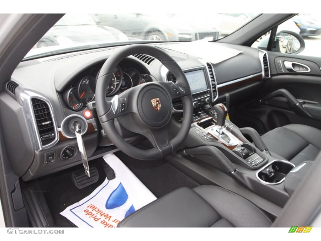 Black Interior 2013 Porsche Cayenne Diesel Photo #79984742