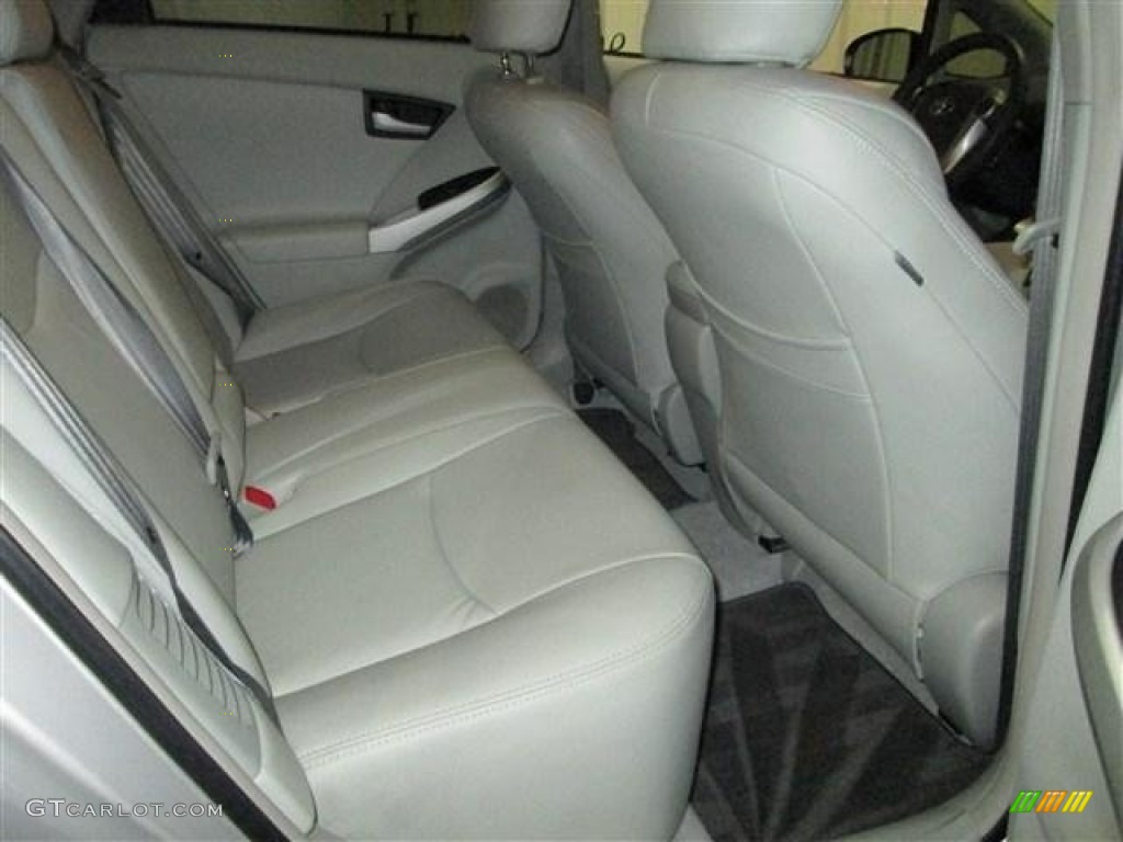 2011 Prius Hybrid III - Classic Silver Metallic / Misty Gray photo #19