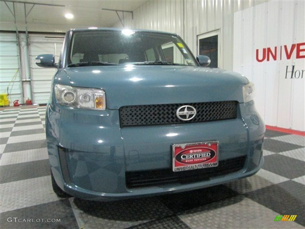 2010 xB  - Hypnotic Teal Mica / Dark Gray photo #2
