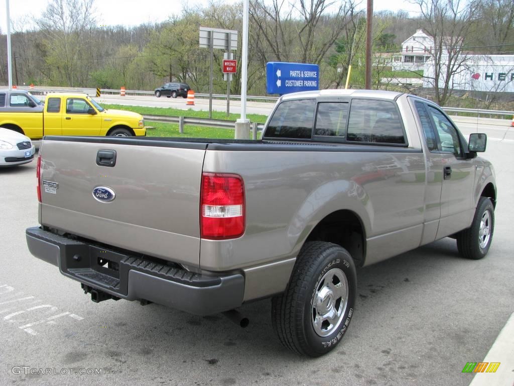 2006 F150 XL Regular Cab 4x4 - Arizona Beige Metallic / Tan photo #5