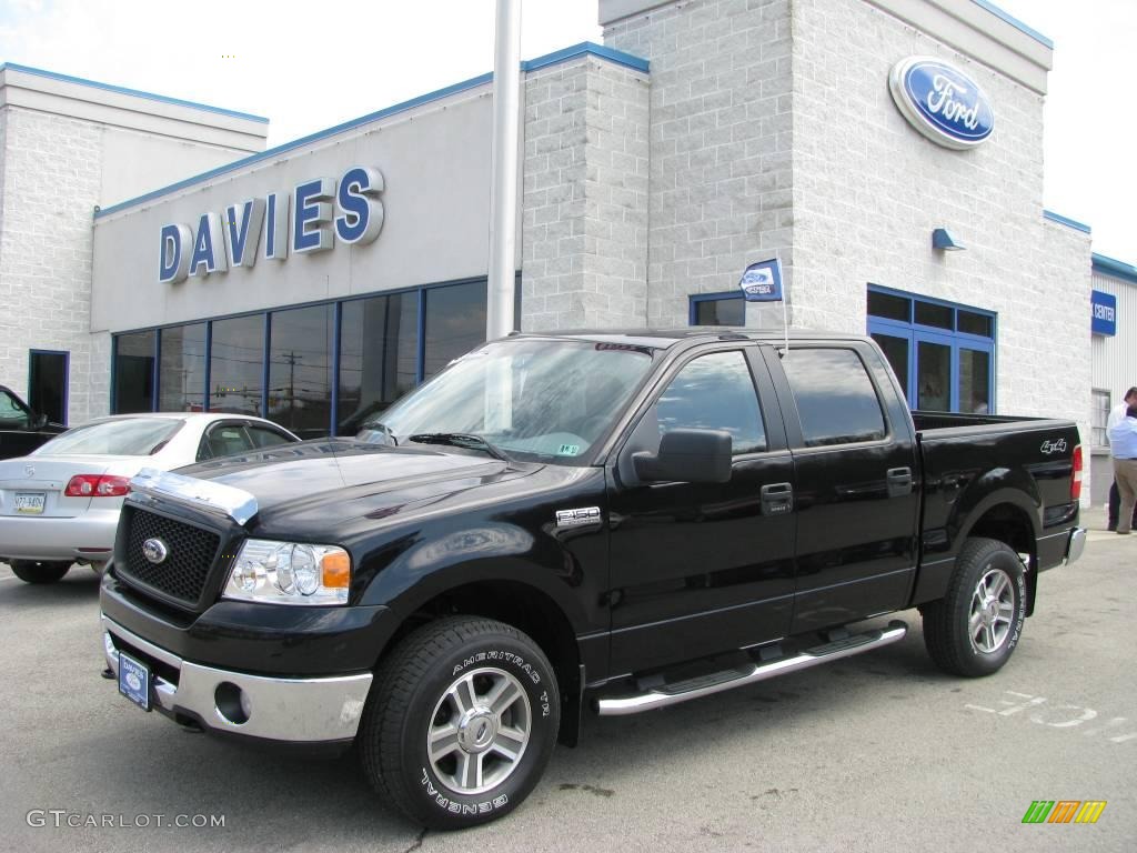 2006 F150 XLT SuperCrew 4x4 - Black / Medium/Dark Flint photo #1