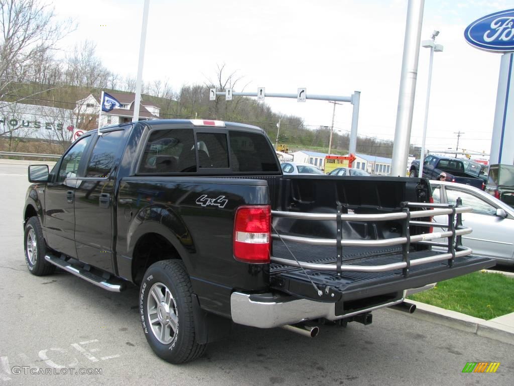 2006 F150 XLT SuperCrew 4x4 - Black / Medium/Dark Flint photo #10
