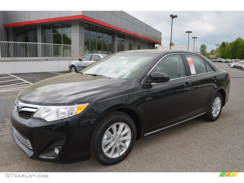 2013 Camry LE - Attitude Black Metallic / Black/Ash photo #1