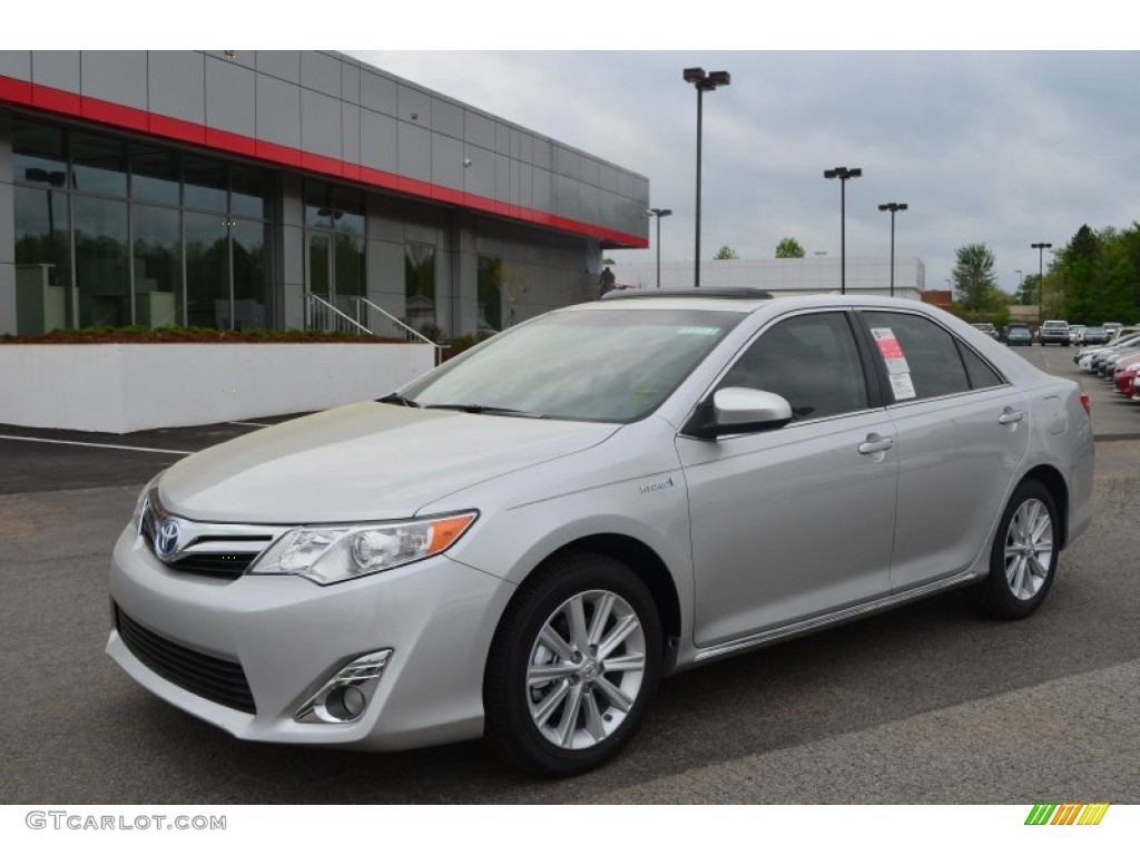 2013 Camry Hybrid XLE - Classic Silver Metallic / Light Gray photo #1