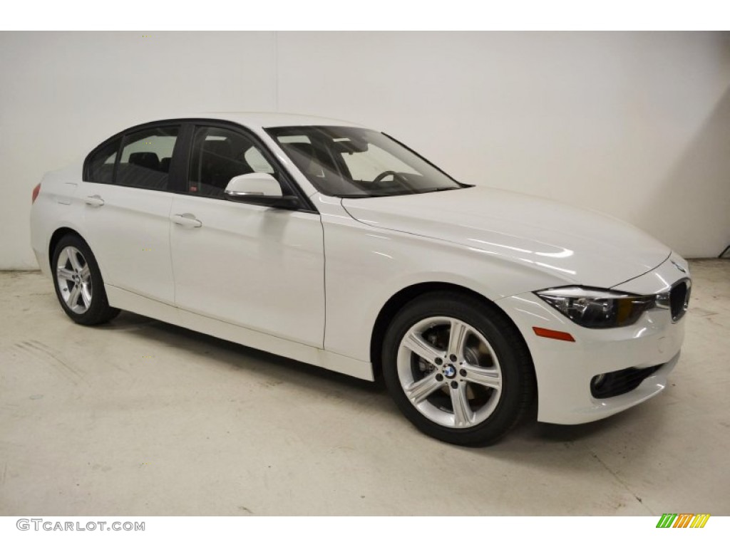 2013 3 Series 328i Sedan - Alpine White / Black photo #2