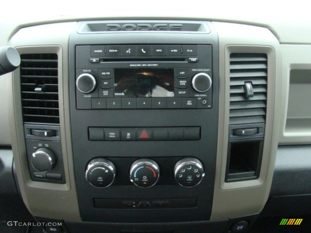 2012 Dodge Ram 1500 ST Regular Cab 4x4 Controls Photo #79999032
