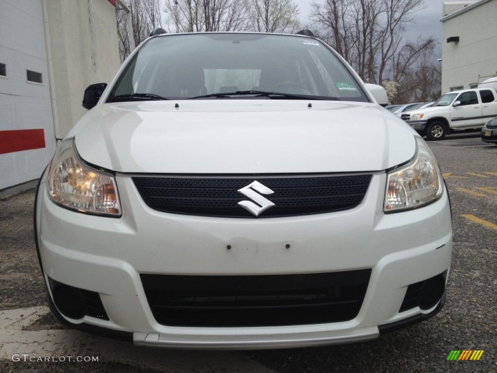 2007 SX4 AWD - Pearl White / Black photo #2