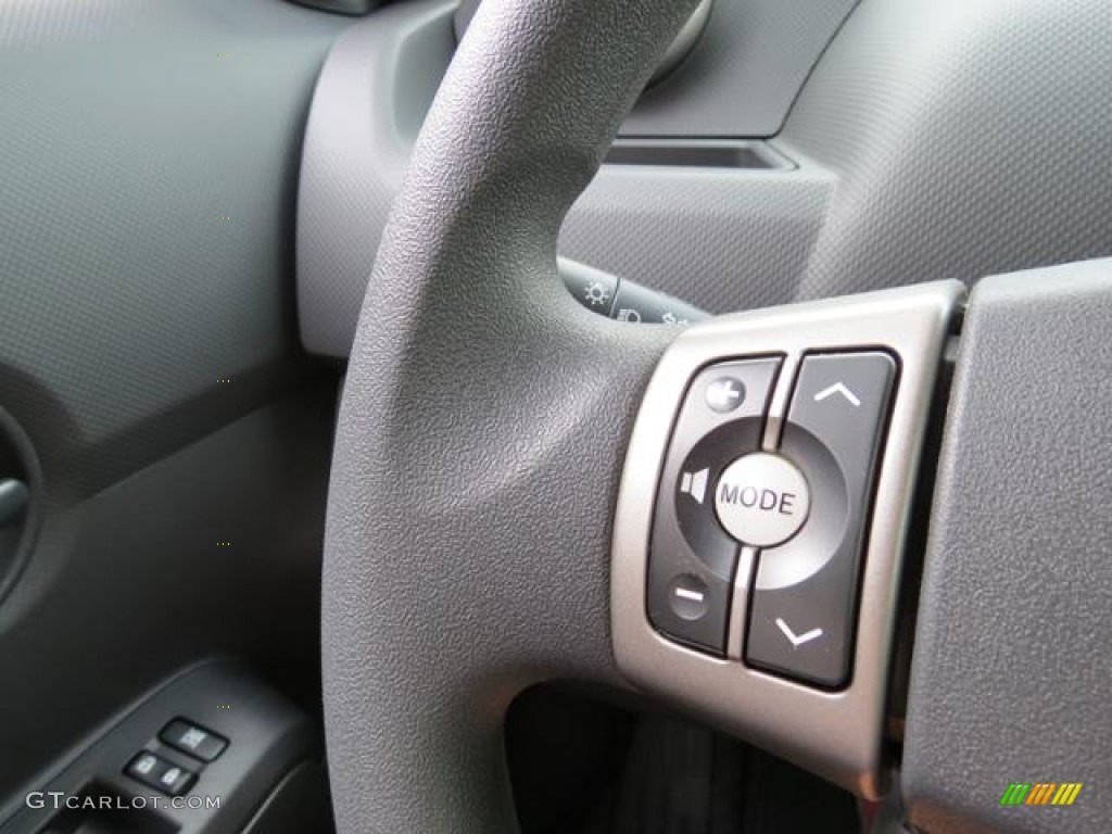 2013 Scion xB Standard xB Model Controls Photo #79999977