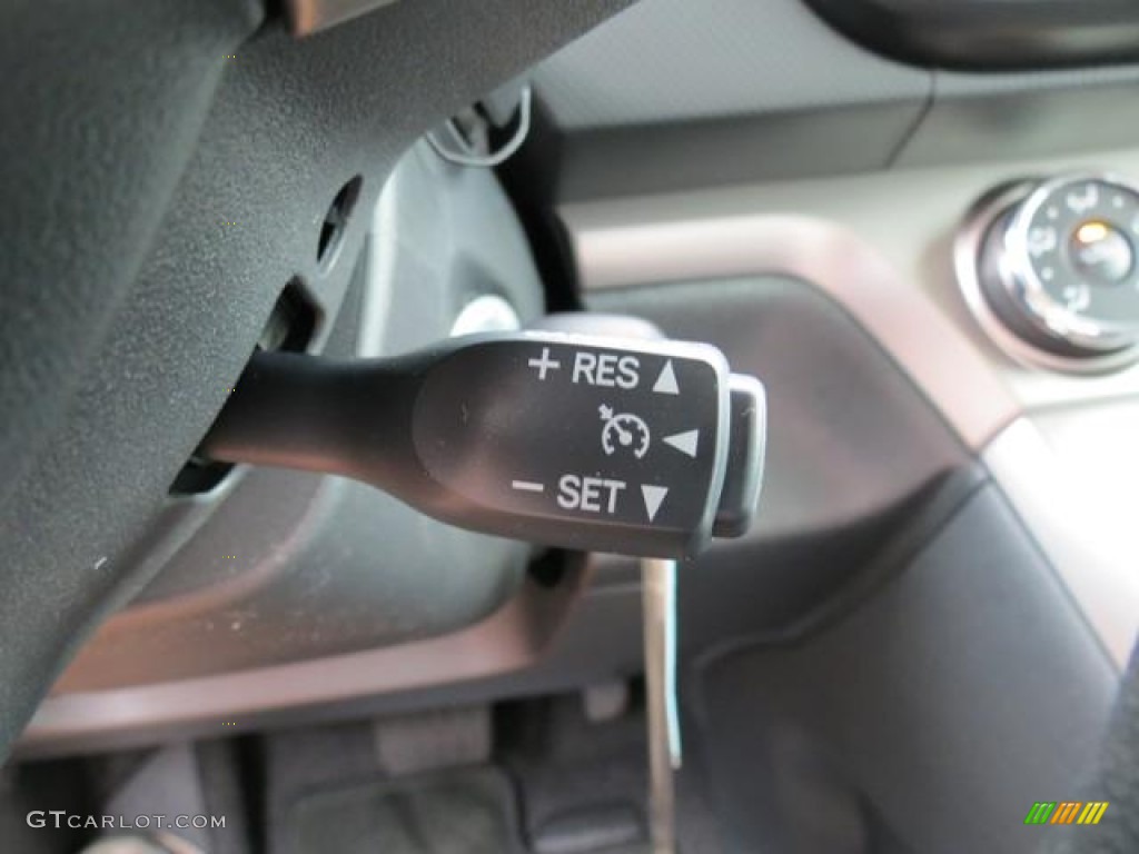2013 Scion xB Standard xB Model Controls Photo #79999994