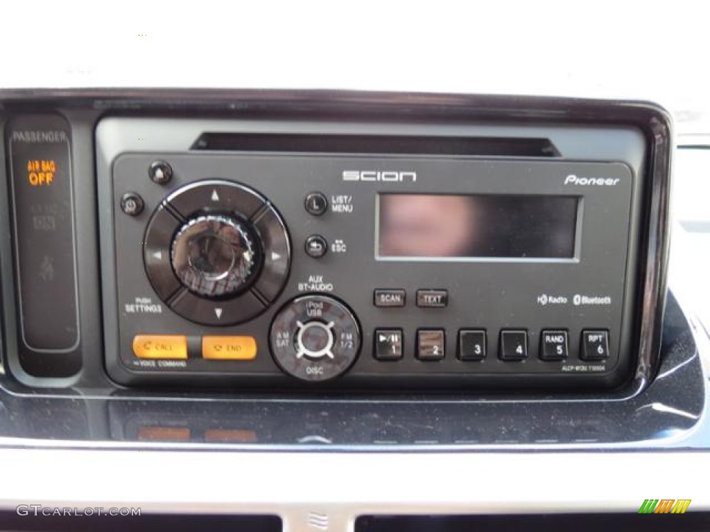 2013 Scion iQ Standard iQ Model Audio System Photo #80000607