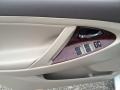 Super White - Camry LE Photo No. 12