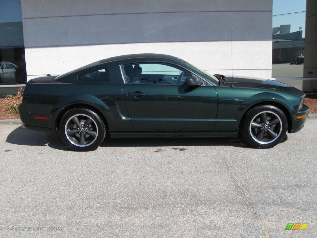 2009 Mustang Bullitt Coupe - Dark Highland Green Metallic / Dark Charcoal photo #2