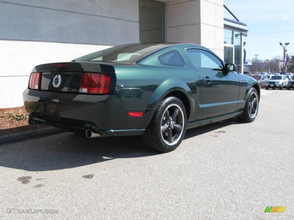 2009 Mustang Bullitt Coupe - Dark Highland Green Metallic / Dark Charcoal photo #3