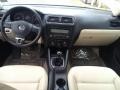 Black - Jetta SE Sedan Photo No. 12