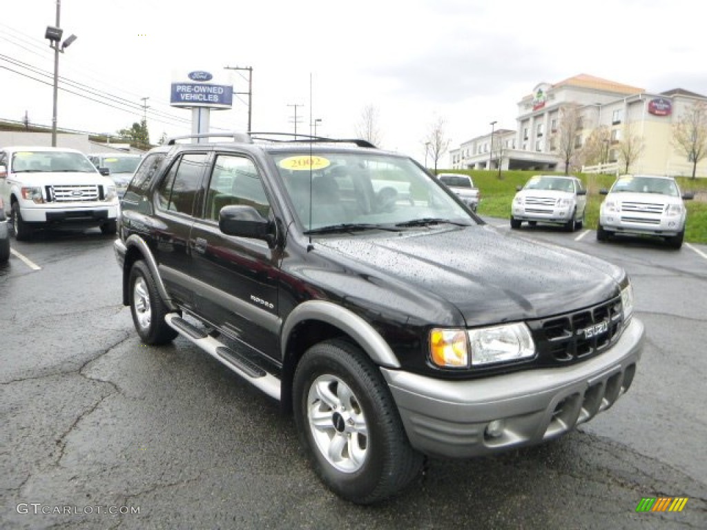 2002 Rodeo S 4x4 - Ebony Black / Gray photo #1