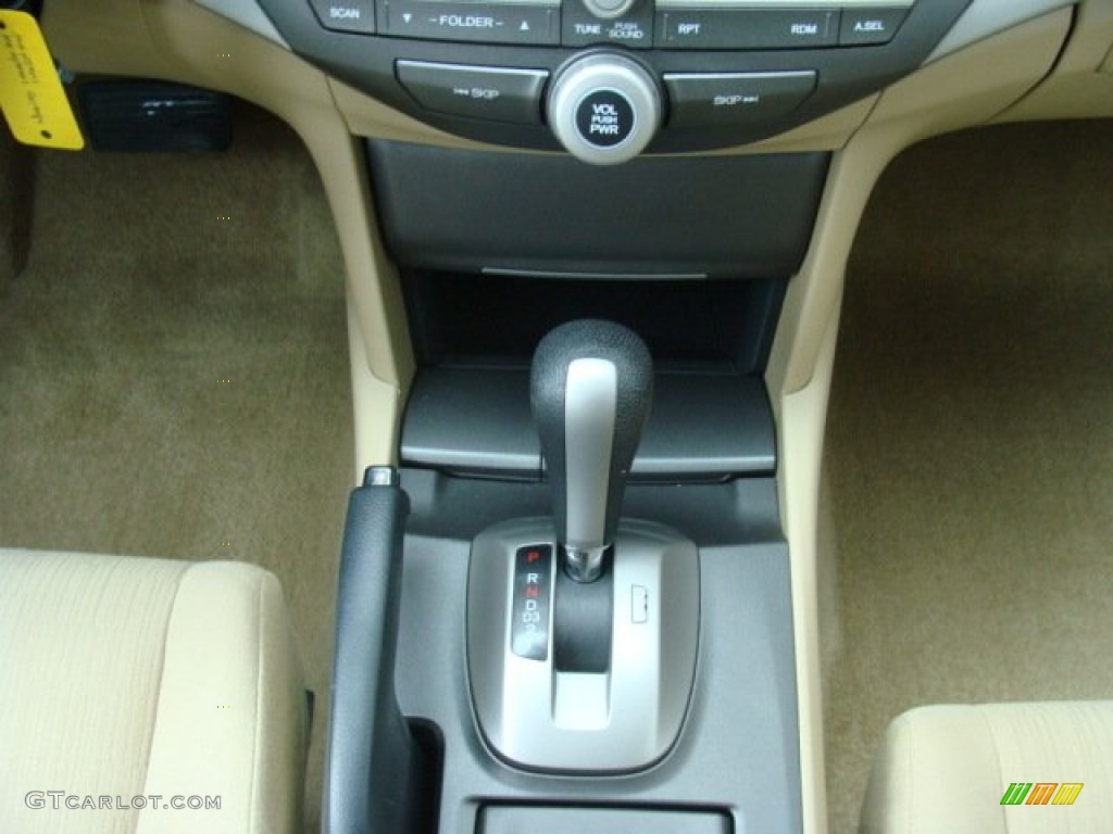 2011 Accord LX Sedan - Taffeta White / Ivory photo #11