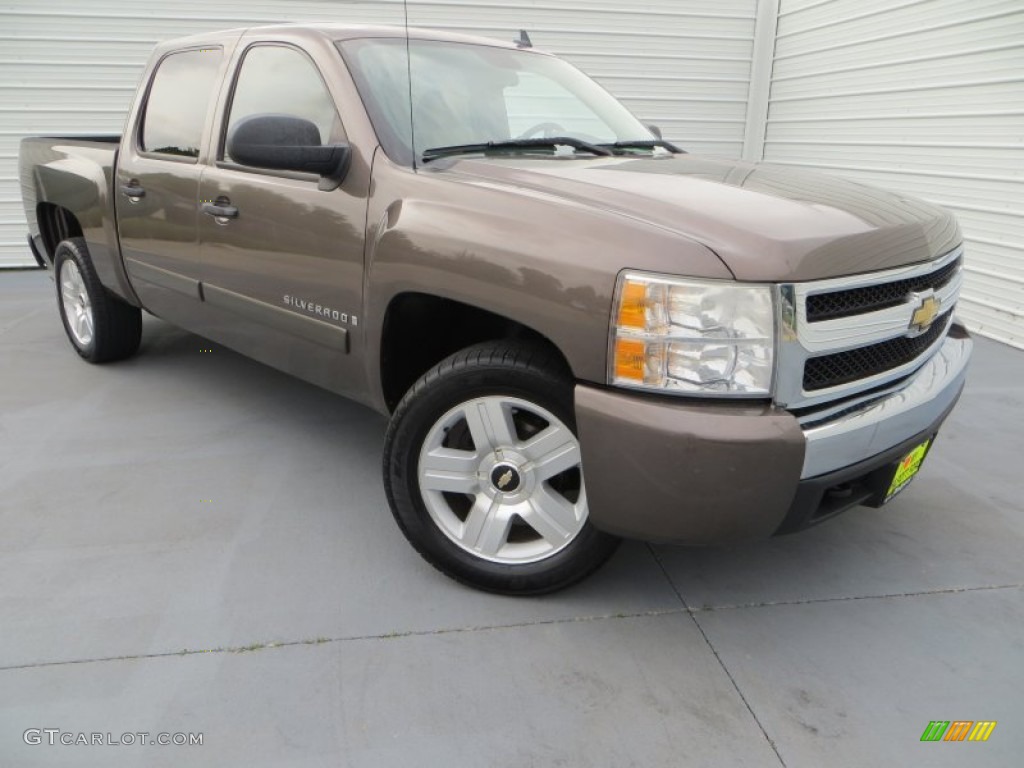 Desert Brown Metallic 2007 Chevrolet Silverado 1500 LT Crew Cab Exterior Photo #80006604