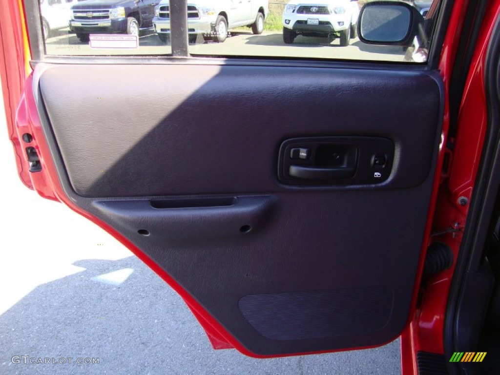 2000 Cherokee Classic - Flame Red / Agate Black photo #21