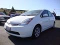Super White - Prius Hybrid Photo No. 3