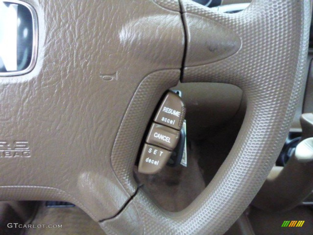 2003 Honda CR-V LX 4WD Controls Photo #80008059