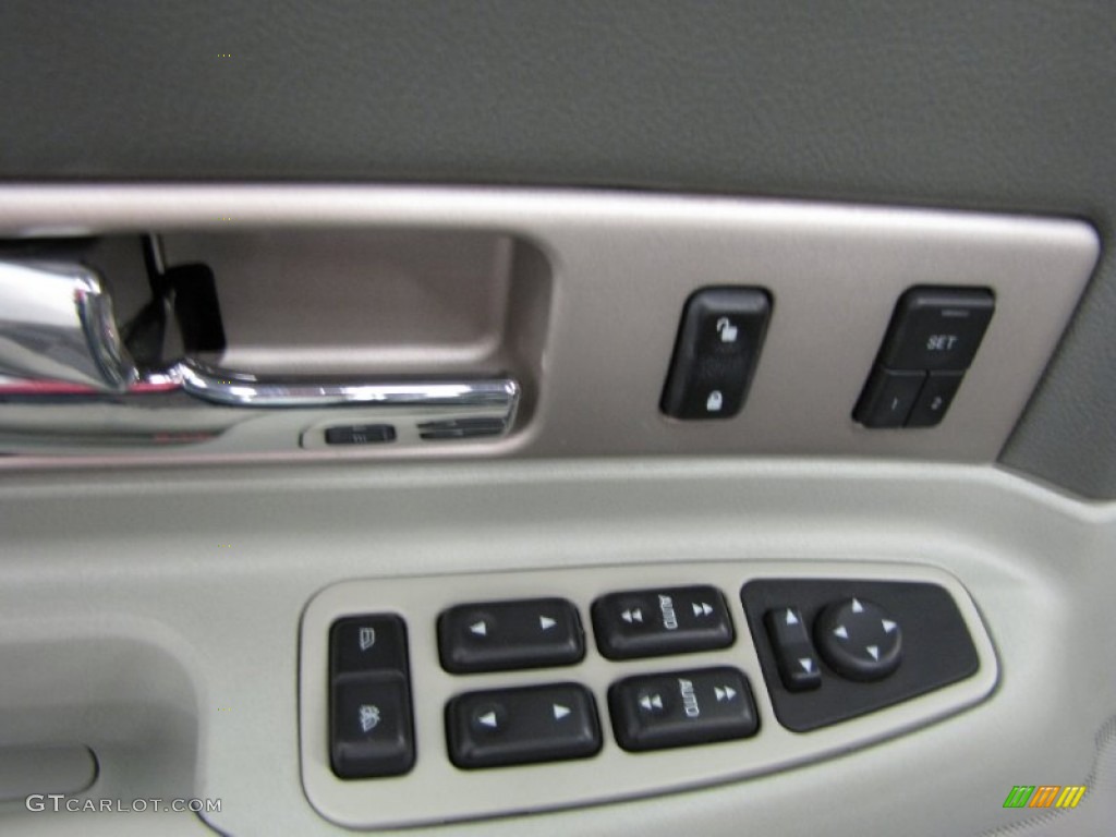 2003 Lincoln LS V6 Controls Photo #80008572