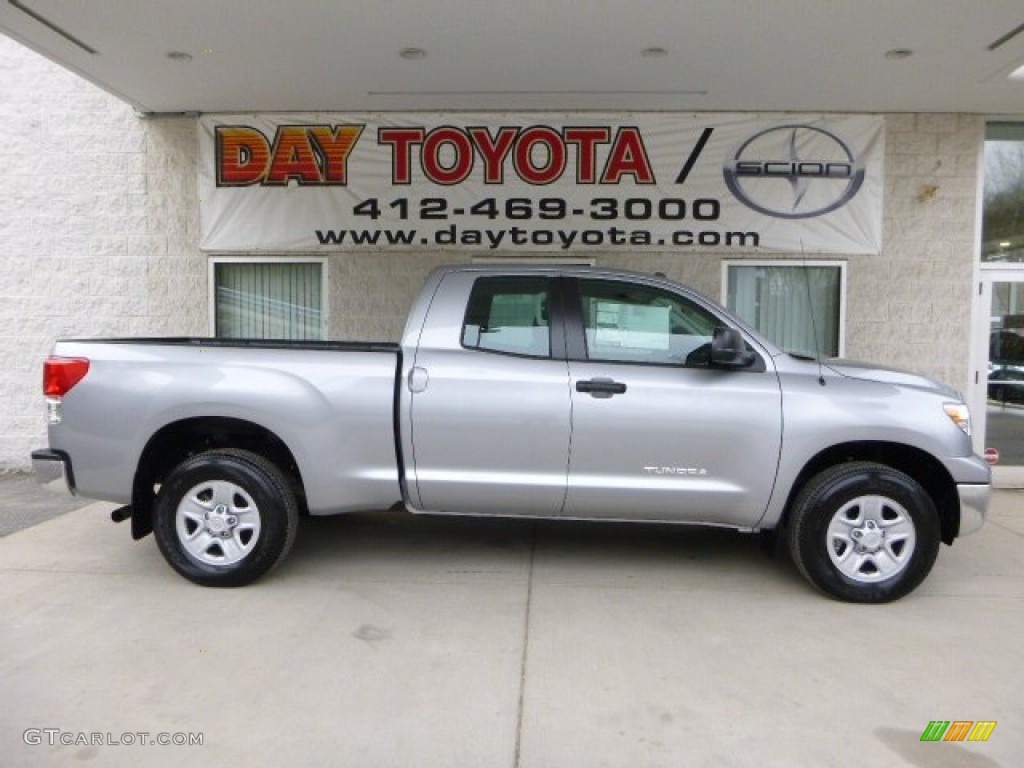 2013 Tundra Double Cab 4x4 - Silver Sky Metallic / Graphite photo #1