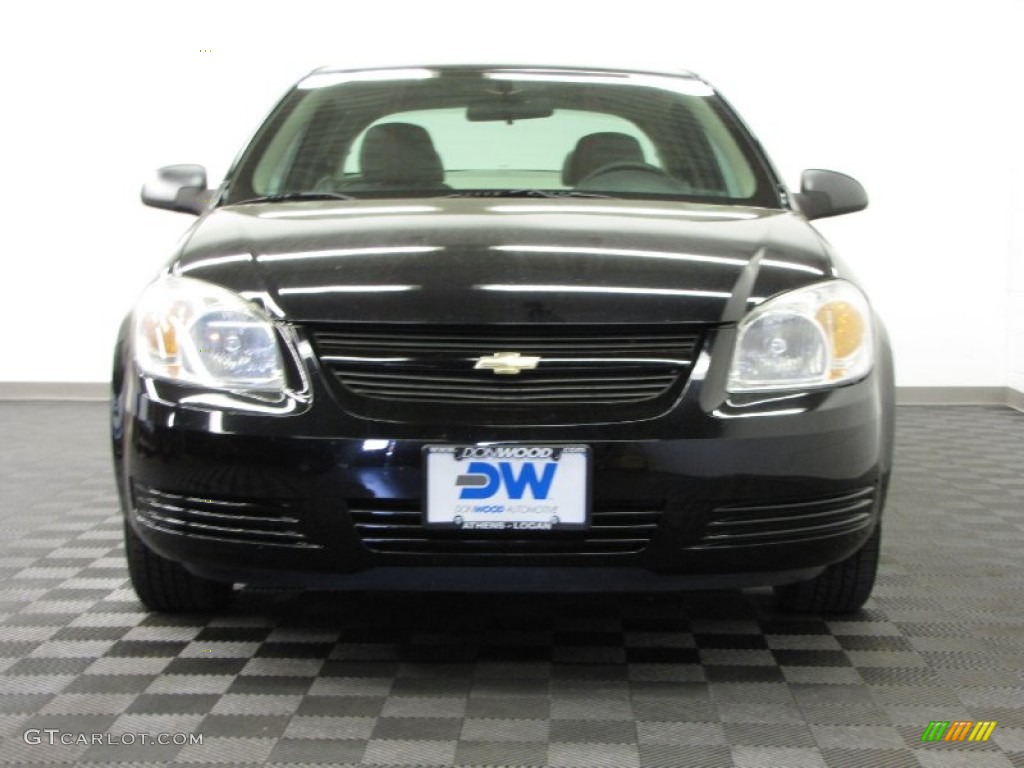 2007 Cobalt LS Coupe - Black / Gray photo #2