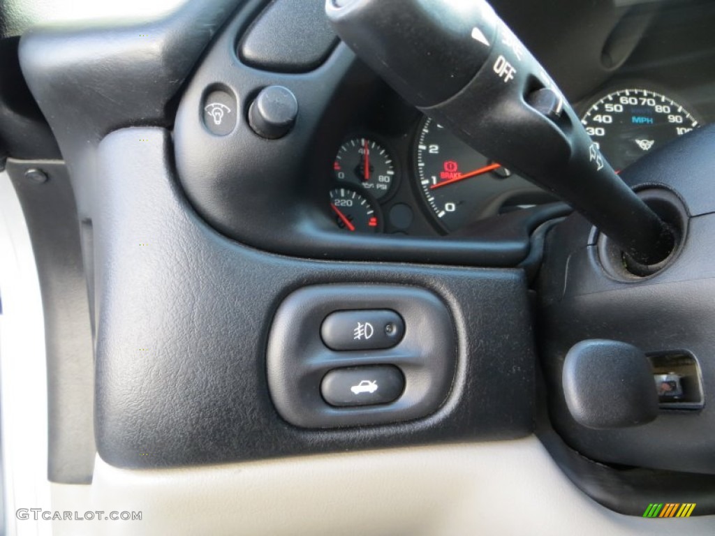 2002 Chevrolet Corvette Coupe Controls Photo #80009868