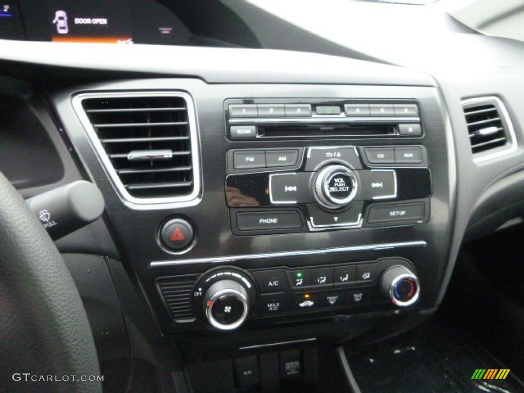 2013 Honda Civic LX Sedan Controls Photo #80010380