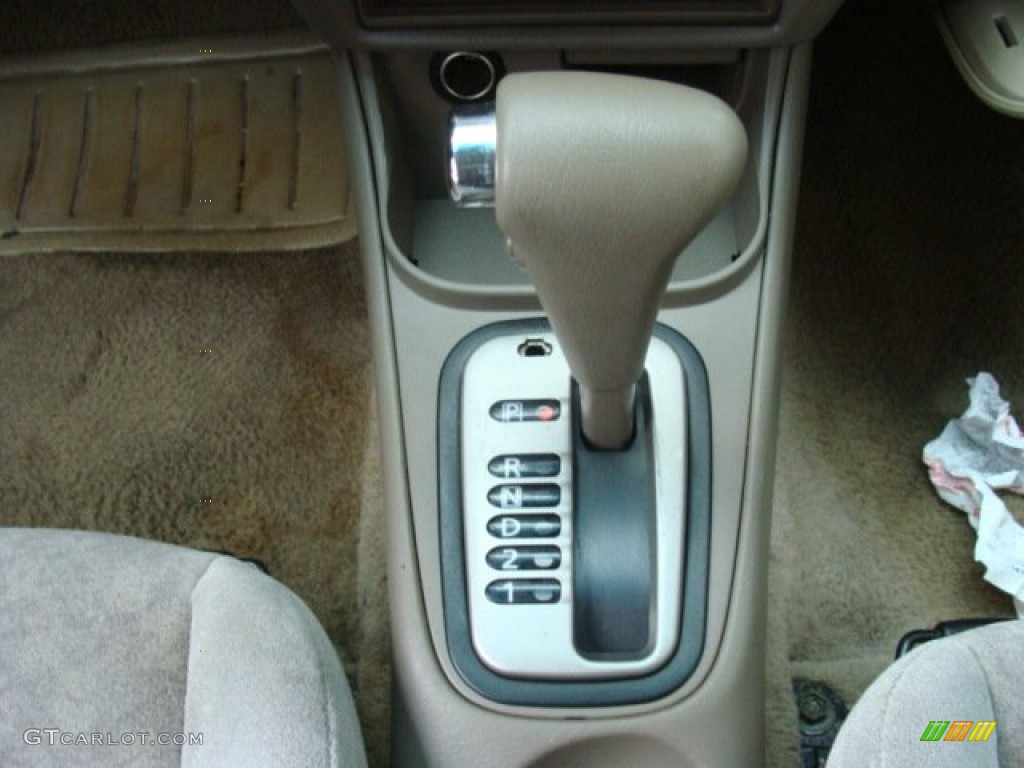 2001 Nissan Sentra GXE Transmission Photos