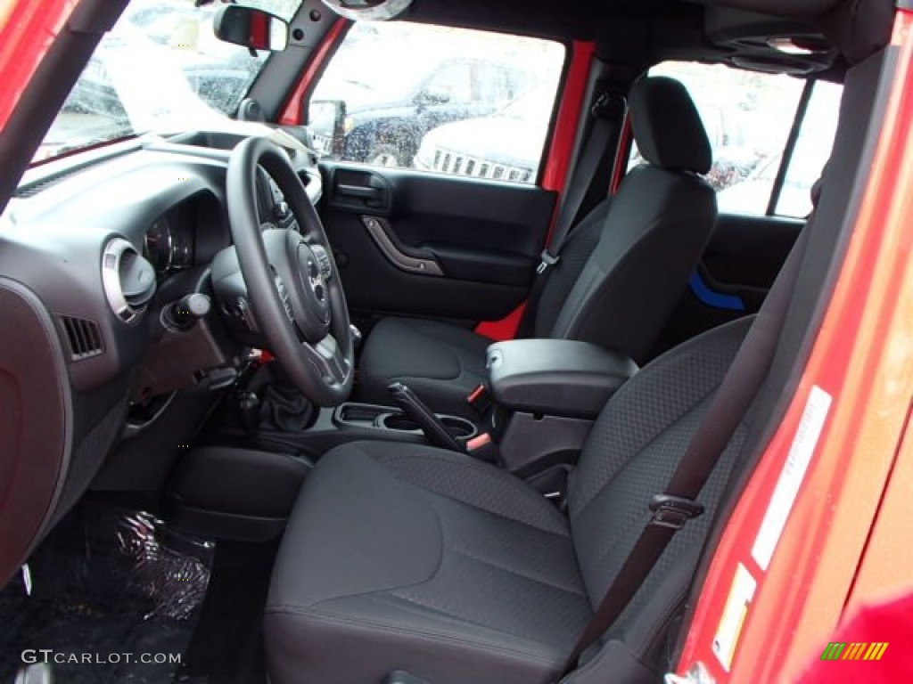Black Interior 2013 Jeep Wrangler Unlimited Sport 4x4 Photo #80012862