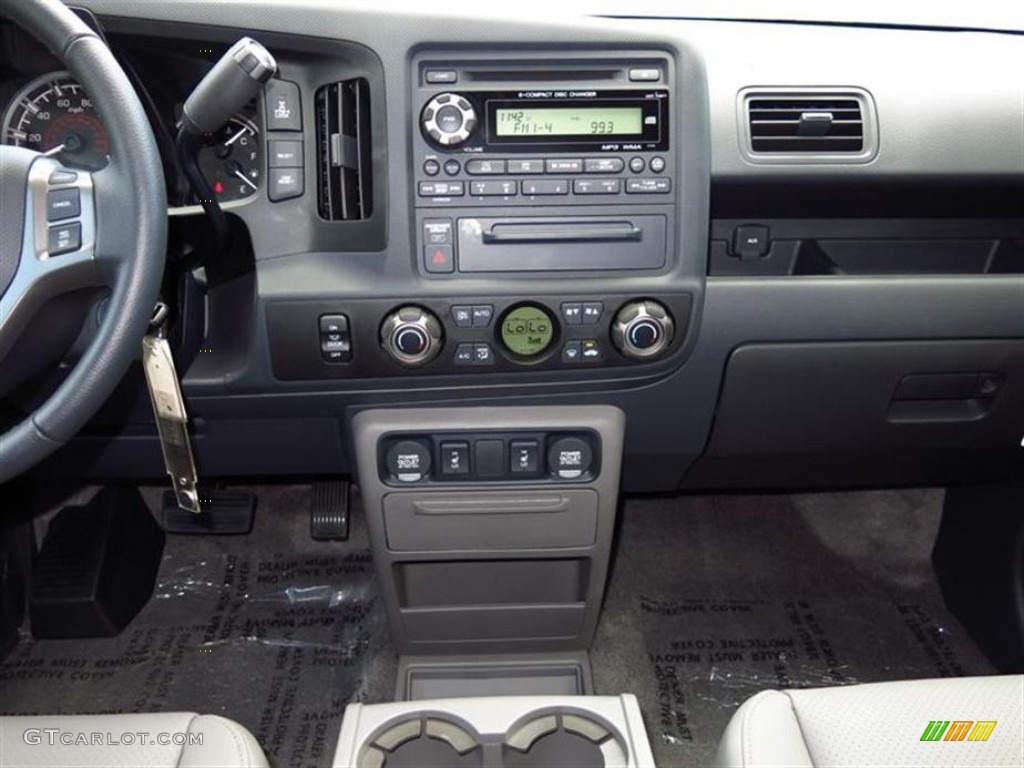2013 Ridgeline RTL - Obsidian Blue Pearl / Gray photo #7
