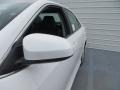 2013 Super White Toyota Camry SE  photo #15