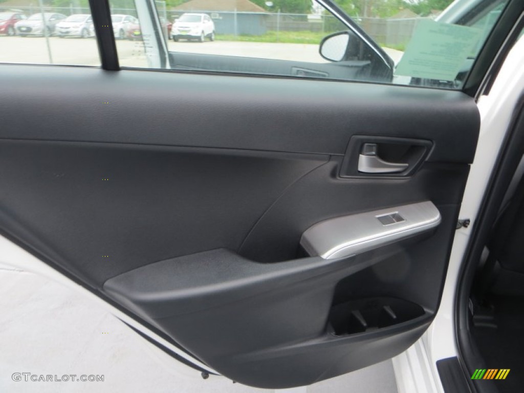 2013 Camry SE - Super White / Black photo #20