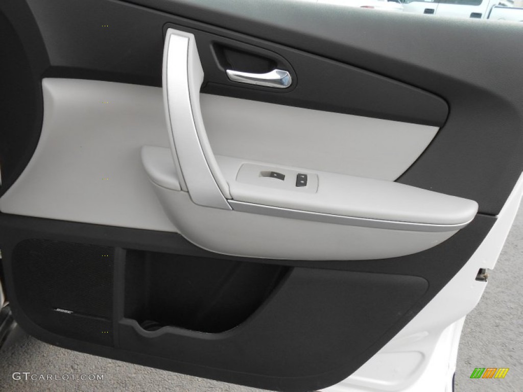 2012 GMC Acadia SLT AWD Door Panel Photos