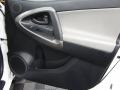 Super White - RAV4 I4 4WD Photo No. 13