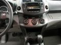 Super White - RAV4 I4 4WD Photo No. 18