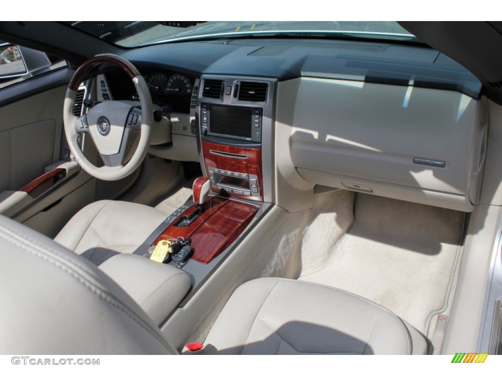2006 XLR Roadster - Light Platinum / Shale photo #11