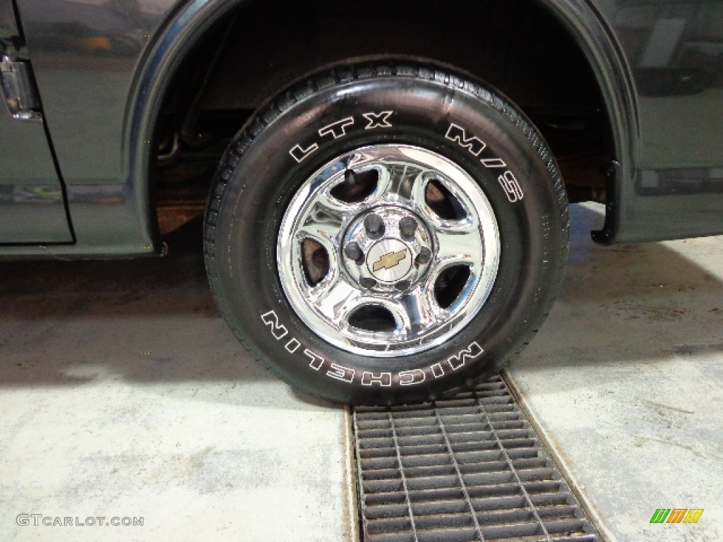 2004 Express 1500 LS AWD Passenger Van - Dark Gray Metallic / Medium Dark Pewter photo #11