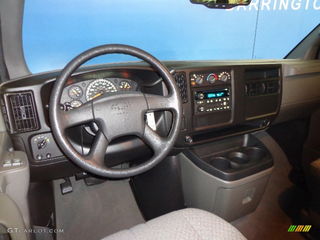 2004 Express 1500 LS AWD Passenger Van - Dark Gray Metallic / Medium Dark Pewter photo #16