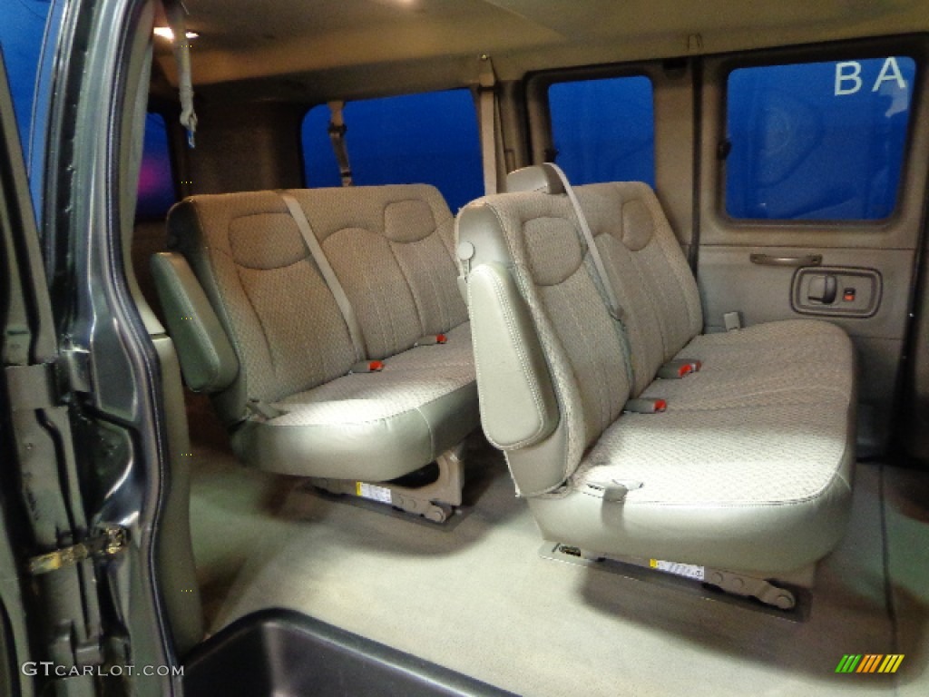 2004 Express 1500 LS AWD Passenger Van - Dark Gray Metallic / Medium Dark Pewter photo #25
